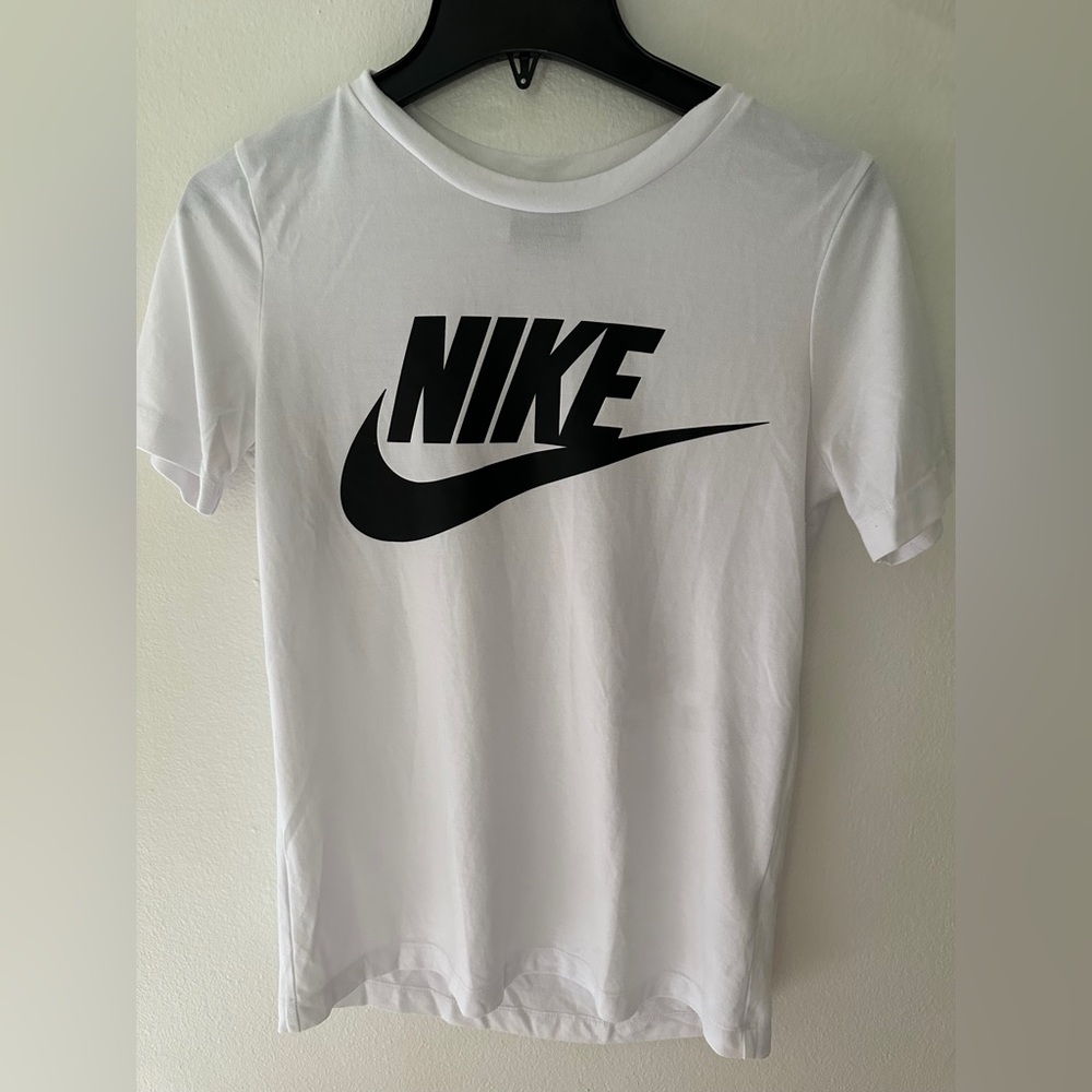 Nike white shirt, size:xs